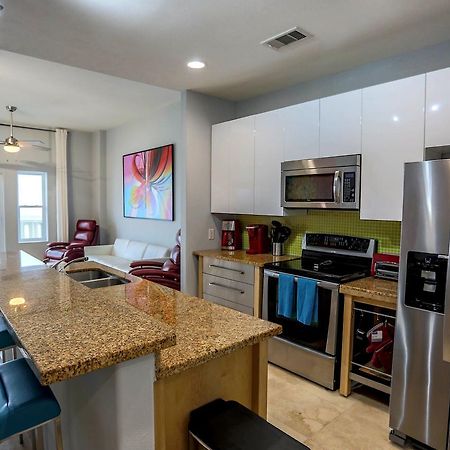 Luxury Oceanfront Condo In Ocean Grove Galveston Exteriér fotografie